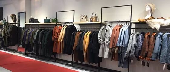 喜迎新年 兴华皮件生活馆工厂店皮衣皮草直销特卖 满减优惠火热进行中